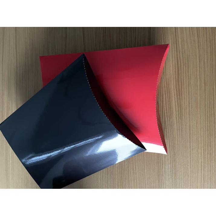 Кутия за подарък тип: възглавница Red Box 