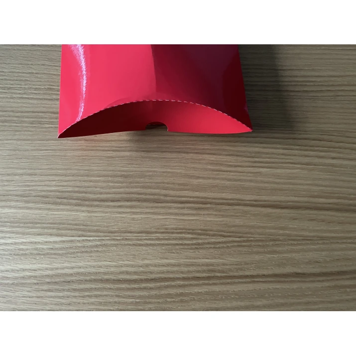 Кутия за подарък тип: възглавница Red Box 
