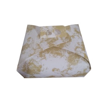 Кутия за торта с дръжки – бяла със златни ивици - размер M (за малки торти,печива, пай....)